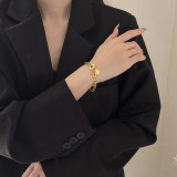 Pulseras de chapado con hebilla de acero de titanio con forma de corazón circular de estilo coreano estilo IG