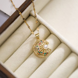 Collar con colgante chapado en oro de 18K con incrustaciones de cobre y mariposa en forma de corazón y Luna de estilo Simple Retro