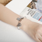 Nueva pulsera simple de perlas de acero inoxidable de 26 letras, joyería al por mayor