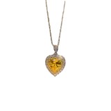 Lujoso collar con pendientes y anillos chapados en oro con circonita en forma de corazón para mujer