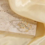 Anillo abierto del Zircon plateado oro elegante del cobre 14K de la mariposa de la forma del corazón en bulto