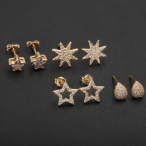 1 par de pendientes chapados en oro con incrustaciones de estrella y Luna de estilo Simple, circonita de cobre