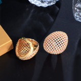 Anillos chapados en rodio chapados en oro chapados en oro de 14 quilates con incrustaciones de cobre y bola de estilo simple