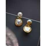 1 par de pendientes colgantes de perlas de cobre con incrustaciones redondas de estilo simple