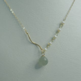 Collar con colgante de jade de perlas artificiales con incrustaciones de cobre redondo de estilo simple retro