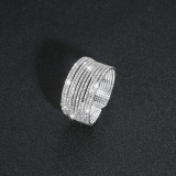 Brazalete de diamantes de imitación con incrustaciones de acero de titanio y diamantes de imitación redondos brillantes informales