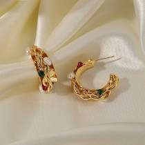 1 par de pendientes chapados en oro de 18 quilates con incrustaciones de perlas artificiales de cobre y forma de C para mujer