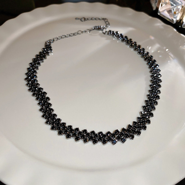 Gargantilla de cobre geométrica Glam Collares de cobre con diamantes de imitación con cuentas 1 pieza
