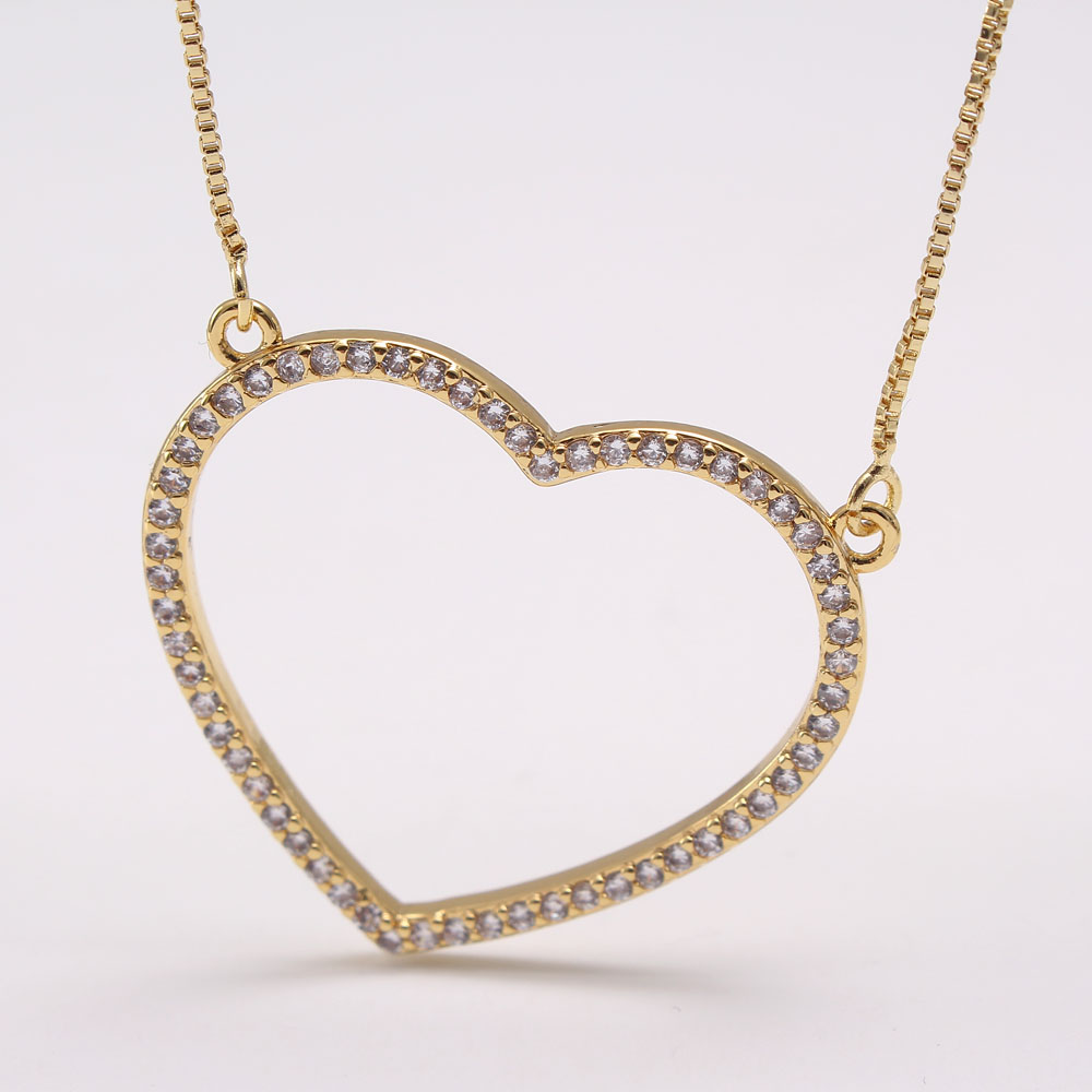 Collar de circón chapado en oro de cobre con forma de corazón simple básico estilo IG a granel