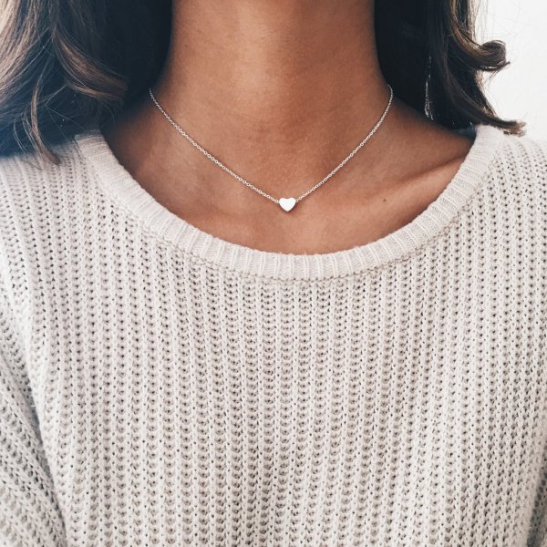 Collar con colgante de cobre con forma de corazón liso simple