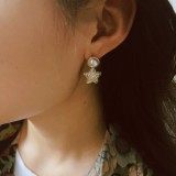 1 par de pendientes colgantes de circonita con perlas de cobre y incrustaciones de estrellas de estilo vintage