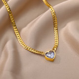 Collar de pulseras de diamantes artificiales con incrustaciones de acero de titanio con forma de corazón elegante