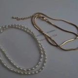 Collar de diamantes de imitación de perlas artificiales con incrustaciones de acero de titanio y gotas de agua cuadradas a la moda