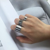 Anillo de versión ancha geométrica ajustable con apertura de acero titanio para mujer