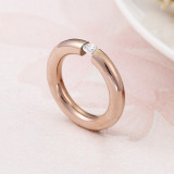 Joyería japonesa y coreana Joyería simple Pareja de acero de titanio Anillo pequeño Personalidad Moda Anillo de diamantes de circonio Procesamiento personalizado de fábrica