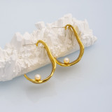 1 par de pendientes de perlas con incrustaciones de latón chapado en forma de C de estilo Simple informal