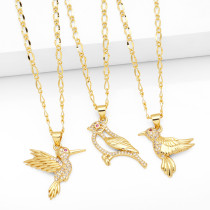 El oro simple del cobre 18K del pájaro del estilo plateó el collar de Zircon a granel