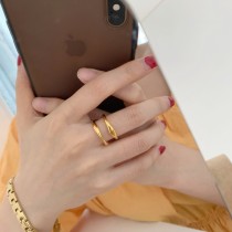 Anillos chapados en oro de acero titanio de color sólido de estilo simple a granel