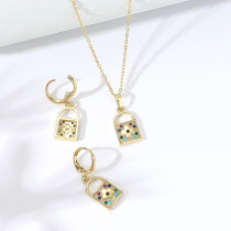Conjunto de aretes y collar con forma de corazón con candado de oro de 18 quilates con circonitas coloridas con incrustaciones de acero inoxidable