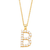 Estilo simple Letra Cobre Chapado en oro Perlas artificiales Collar con colgante 1 pieza