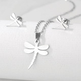 Estilo simple Estilo clásico Cruz Forma de corazón Mariposa Acero inoxidable Ahueca hacia fuera el collar de los pendientes