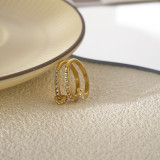 Anillos de diamantes chapados en oro con incrustaciones de acero inoxidable de color sólido de estilo simple al por mayor