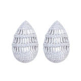 1 par de pendientes de tuerca chapados en rodio chapados en oro blanco con incrustaciones de piedras preciosas artificiales de cobre con incrustaciones de nudo de lazo ovalado de estilo Simple elegante
