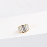 Anillos de concha con incrustaciones de acero de titanio Sweet Stripe