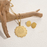 Collar de pendientes chapado en oro con incrustaciones de acero inoxidable geométrico de estilo romano de estilo étnico