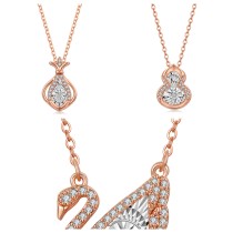 Collar chapado en oro rosa con diamantes y incrustaciones de cobre con forma de calabaza de cisne de estilo simple