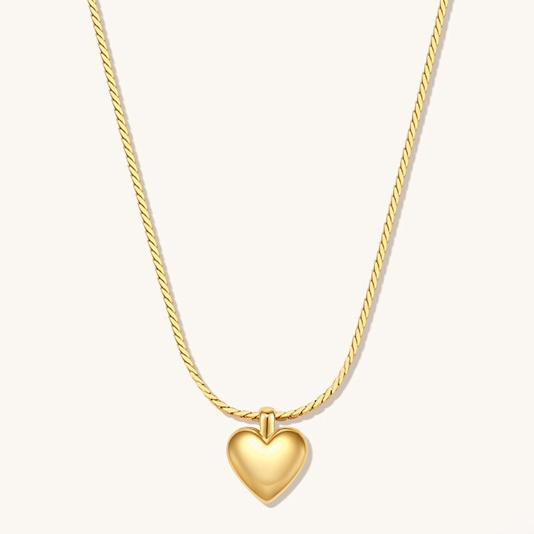 Collar colgante chapado en oro de cobre con forma de corazón de estilo simple a granel