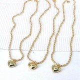 Collar con colgante chapado en oro con revestimiento de cobre en forma de corazón de hip-hop