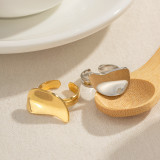 Anillos abiertos chapados en oro de 18 quilates con revestimiento de acero inoxidable de color sólido de estilo simple de IG