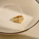 Anillos chapados en oro ocasionales al por mayor del chapado de acero inoxidable en forma de corazón