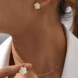 Collar de pendientes de concha con incrustaciones de acero inoxidable Lady Sweet Flower