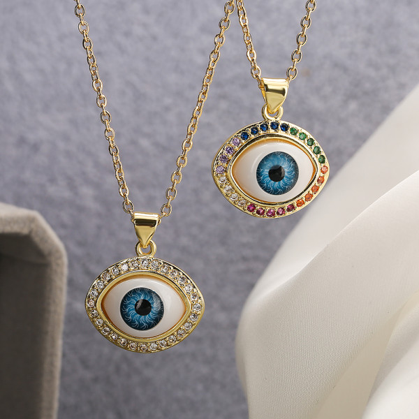 Collar con colgante de circón chapado en oro de 18 quilates con ojo de diablo de estilo clásico retro a granel