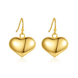 1 par de elegantes ganchos para la oreja chapados en oro de 18 quilates con forma de corazón para mujer