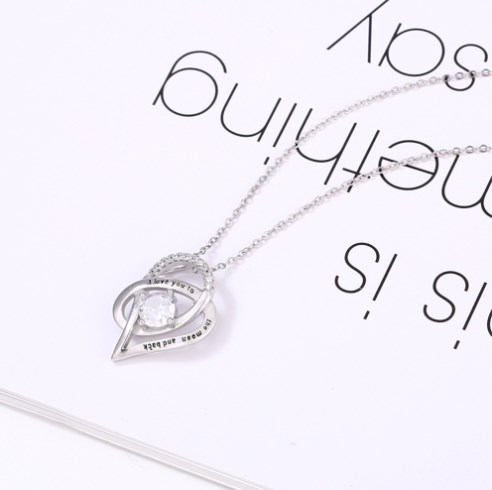 Collar con colgante de circonita de cobre y aleación en forma de corazón con letra de MAMA a granel