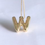 Collar con colgante chapado en oro de 18 quilates con revestimiento de cobre y letras de estilo simple y clásico