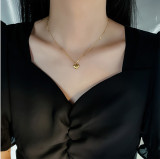 Collar De Acero De Titanio Con Colgante En Forma De Corazón Simple De Moda