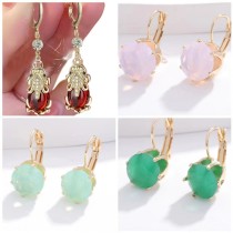 1 par de aretes de gemas de cobre con incrustaciones redondas de estilo simple