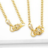 Collar chapado en oro de 18 quilates con incrustaciones de cobre y animales de hip-hop