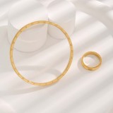 Pulseras plateadas oro de los anillos del chapado de acero del titanio de la forma del corazón del número del estilo simple lujoso