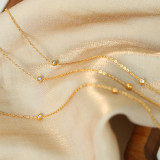 Collar chapado en oro de 18 quilates con incrustaciones de acero de titanio de color sólido para dama elegante