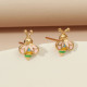 1 par de pendientes chapados en oro y cobre con esmalte de abeja