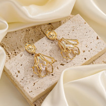 1 par de pendientes colgantes de perlas barrocas de cobre con incrustaciones huecas de flores de estilo coreano de estilo japonés