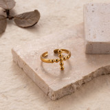 Anillo abierto chapado en oro de 18 quilates con revestimiento de acero inoxidable y luna infinita cruzada de estilo moderno