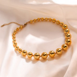 Collar chapado en oro de 18 quilates con cuentas de acero de titanio de color sólido de estilo simple