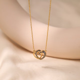 Elegante collar con colgante chapado en oro de 18 quilates con incrustaciones de cobre y forma de corazón