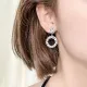 1 par de pendientes colgantes chapados en oro blanco con incrustaciones huecas de estilo Simple e informal con incrustaciones de cobre y circonita